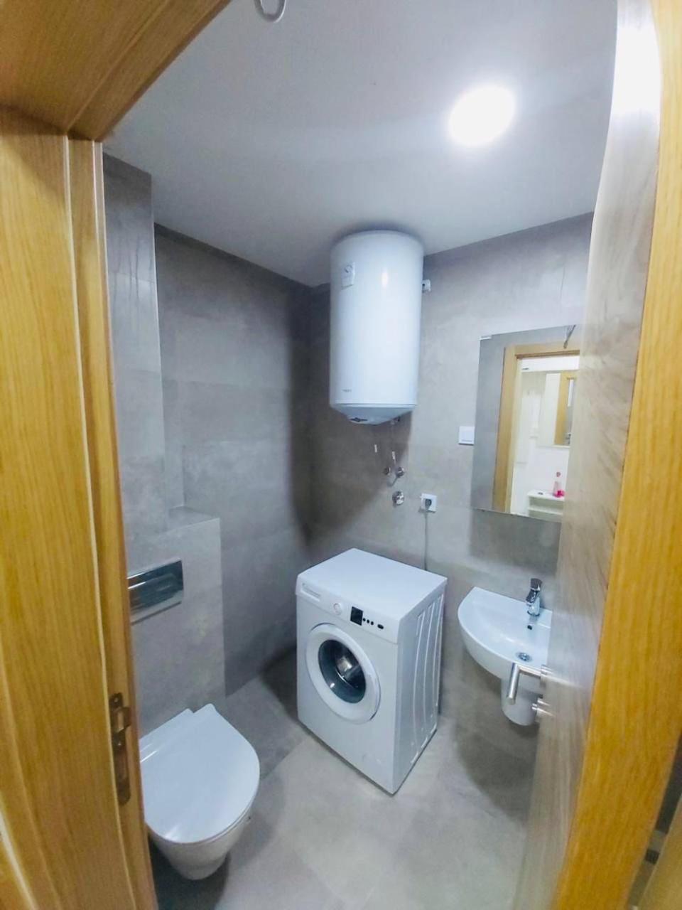 Wow Apartman Becici Bagian luar foto