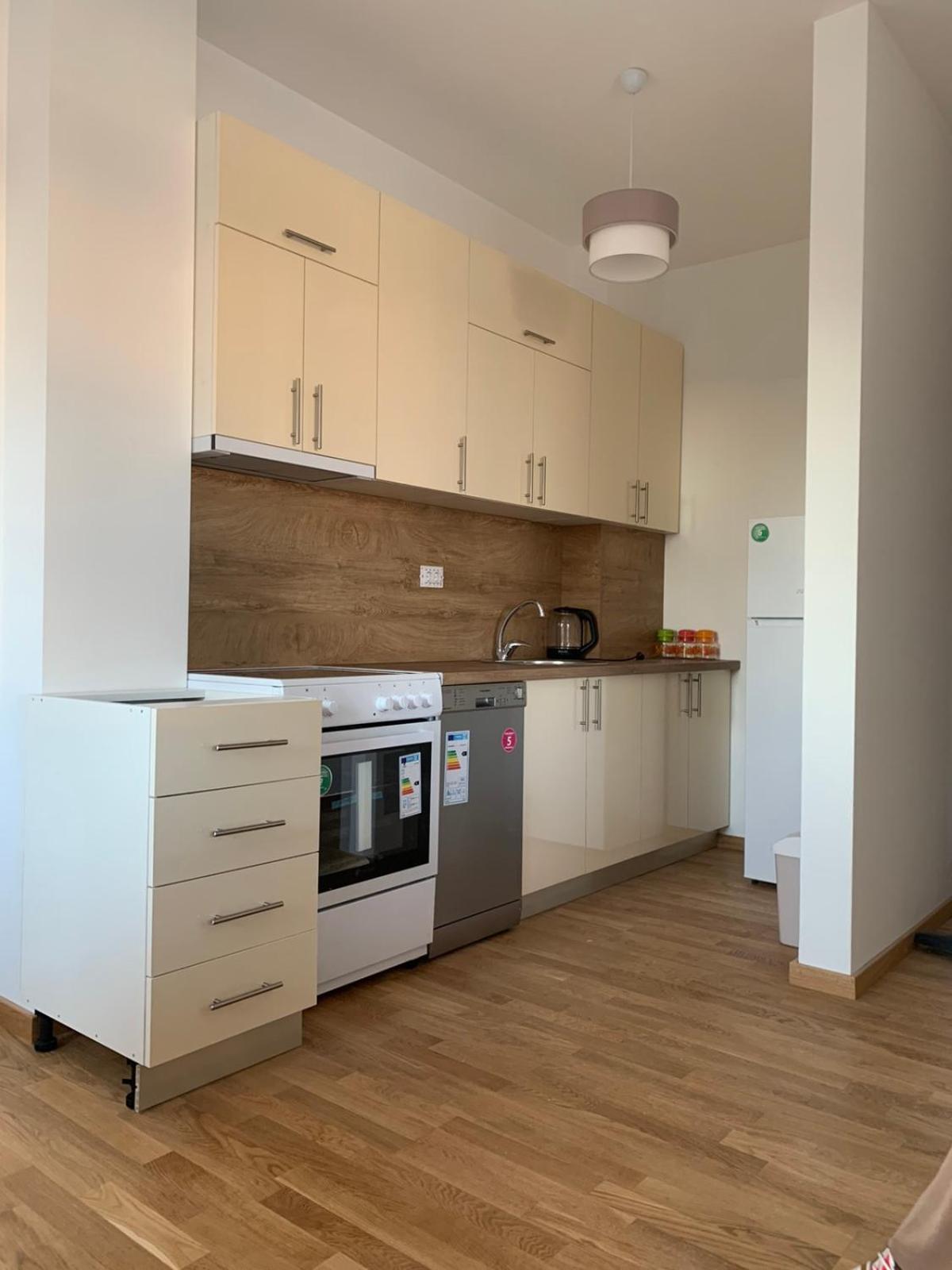 Wow Apartman Becici Bagian luar foto